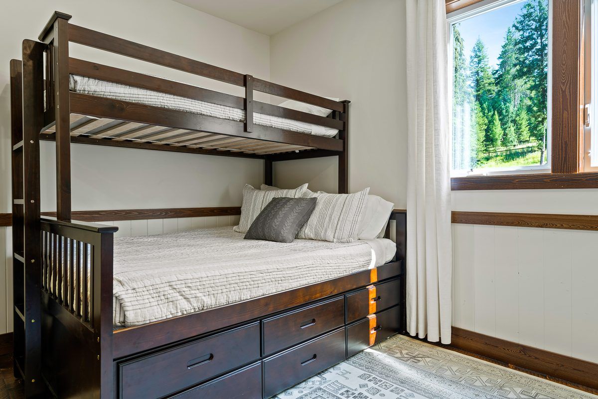 Bunks with trundle drawers